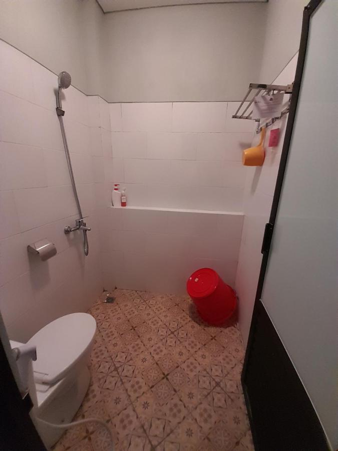 Sabi Guest House - Strategic Family -Married Couples Only- Hostel In Prawirotaman Джок'якарта Екстер'єр фото